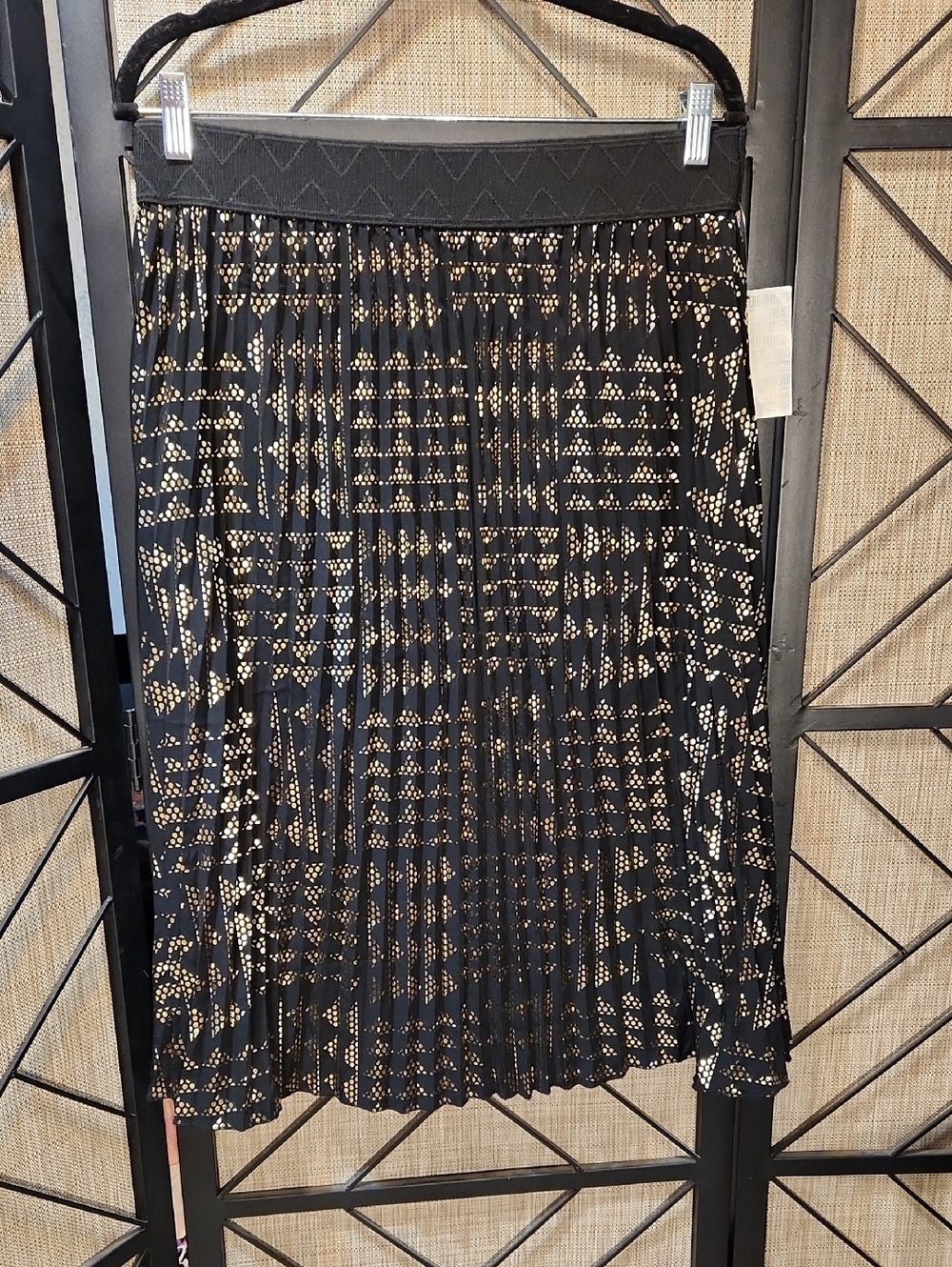 NWT LuLaRoe Black Midi Skirt with Gold Chevron L
